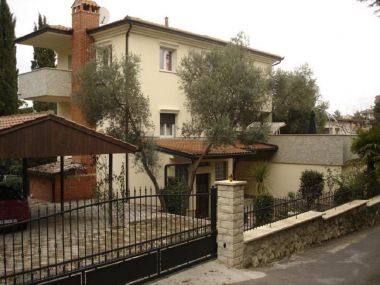 Apartmaji Ena - with free private parking: A1-ANTHEA(2+2), A2-FLOKI(2+2) Rovinj - Istra 