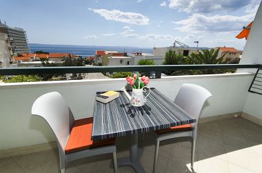 Apartmaji Gianni - modern & great location: SA1(2), A2(2+2), A3(2+2) Makarska - Riviera Makarska 