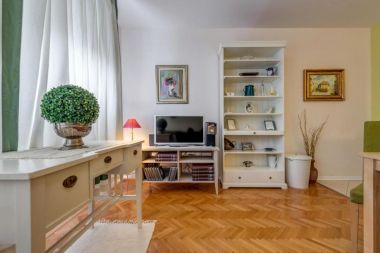 Apartmaji Ivory - central and comfortable: A1(2+1), A2(2+1) Split - Riviera Split 