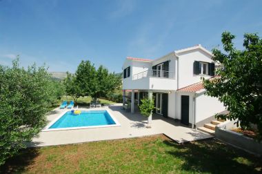 Hiša za počitnice Viki - with heated pool: H(6+1) Plano - Riviera Trogir  - Hrvaška 