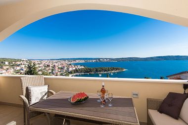 Apartmaji Marijan - beautiful view: A1(6) Trogir - Riviera Trogir 