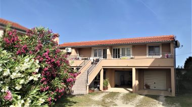 Apartmaji Remi - 300 m from sea: A1(4+2), A2(2+2), A3(2+2) Nin - Riviera Zadar 