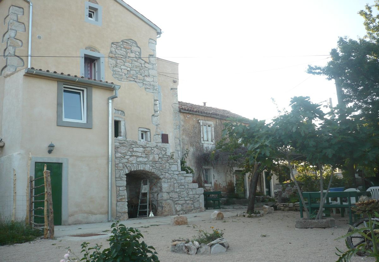 Hiša za počitnice Old Stone - parking: H(4+2) Cres - Otok Cres  - Hrvaška 