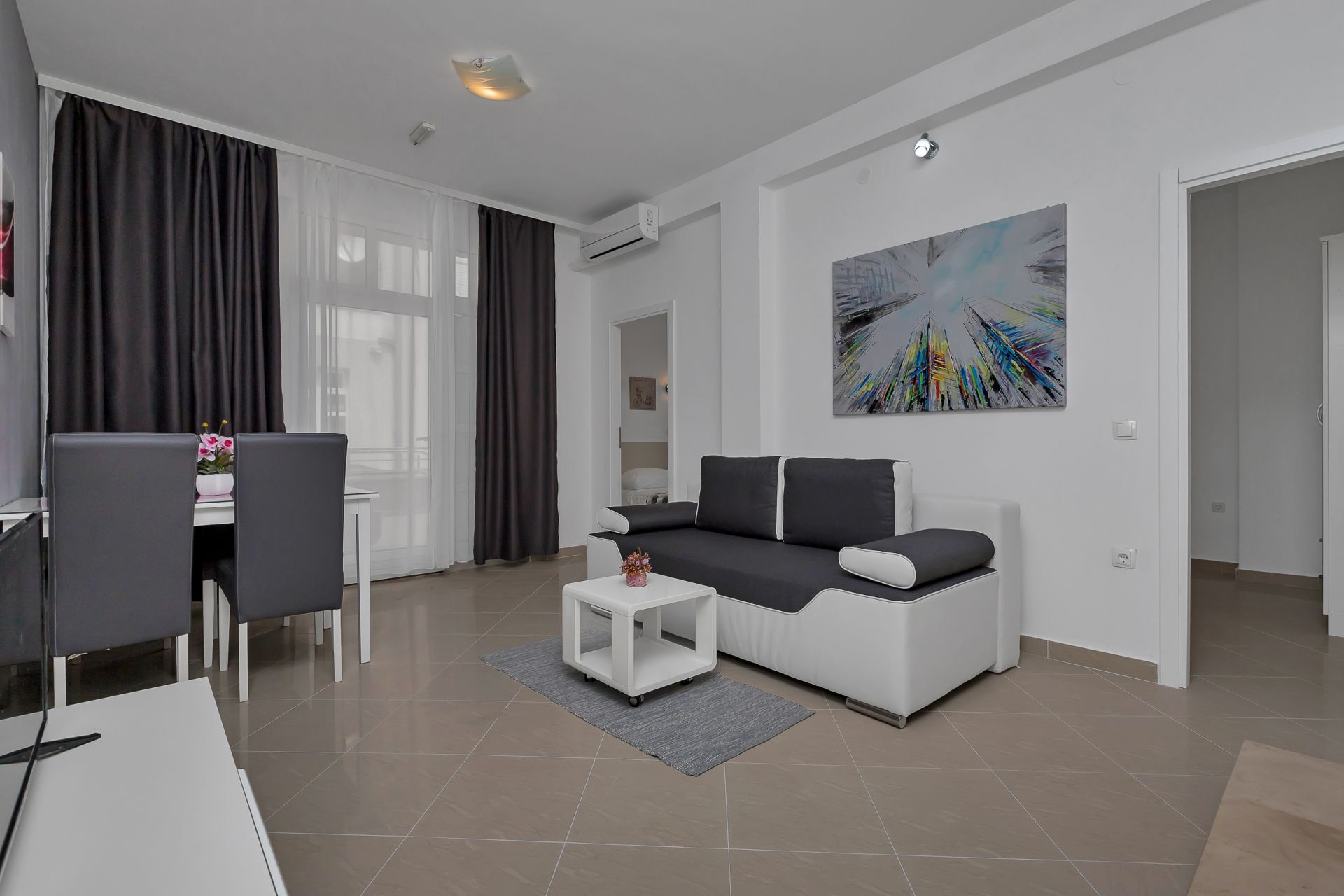 Apartmaji Petar - 200 m from beach: A1(4) Makarska - Riviera Makarska 